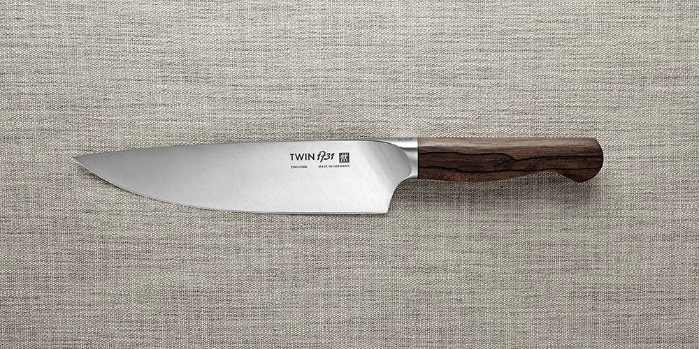 Zwilling Twin 1731 20cm Chef’s Knife (31841-201-0) 6 Zwilling Twin 1731 20cm Chef’s Knife (31841-201-0) - Image 4