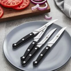 Zwilling Pro 4 Piece Steak Set (38430-002-0) -KITCHEN KNIVES Shop 38430 002 0 3