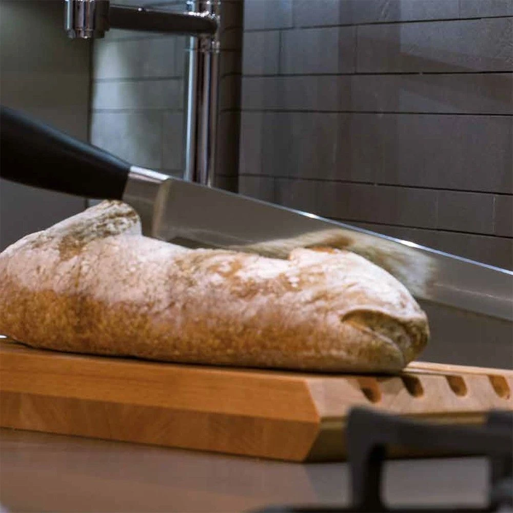 Artelegno Siena Reversible Beechwood Bread Board - Small 4 Artelegno Siena Reversible Beechwood Bread Board - Small - Image 2