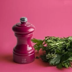 Peugeot Bistro Pepper Mill 10cm Candy Pink Gloss (P40789) -KITCHEN KNIVES Shop bistro rose bonbon 40789 40796
