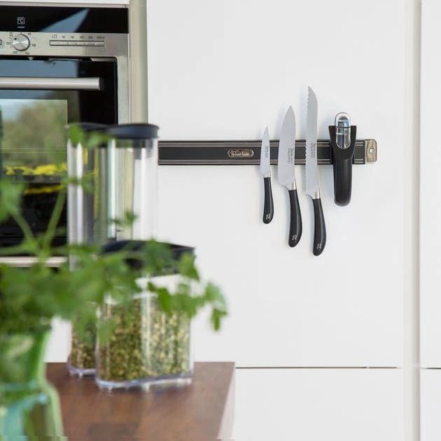 Robert Welch Signature Magnetic Knife Rack Bundle 4 Robert Welch Signature Magnetic Knife Rack Bundle - Image 2