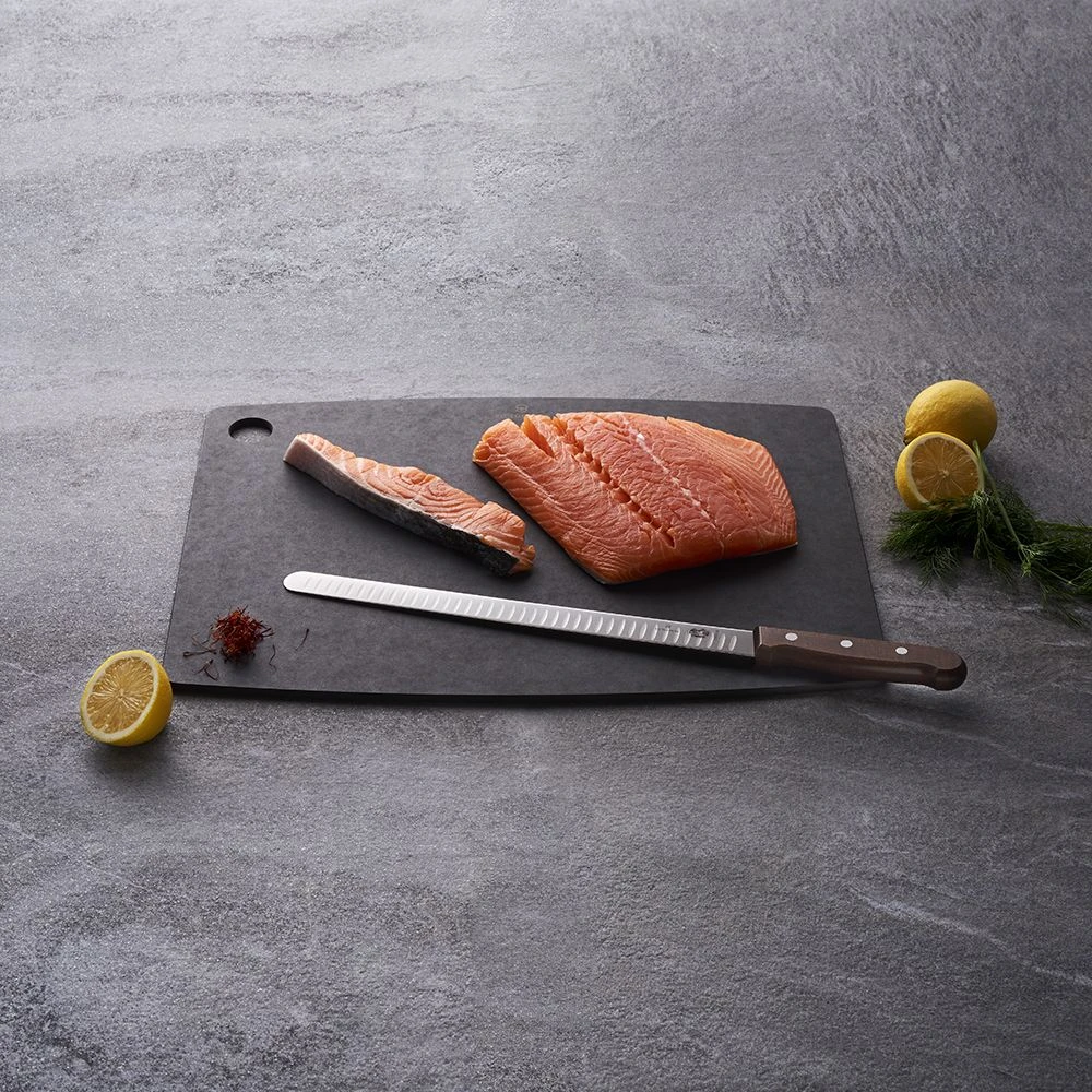 Victorinox Wood 25cm Carving/Slicing Knife With Rounded Tip (5420025) 5 Victorinox Wood 25cm Carving/Slicing Knife With Rounded Tip (5420025) - Image 3